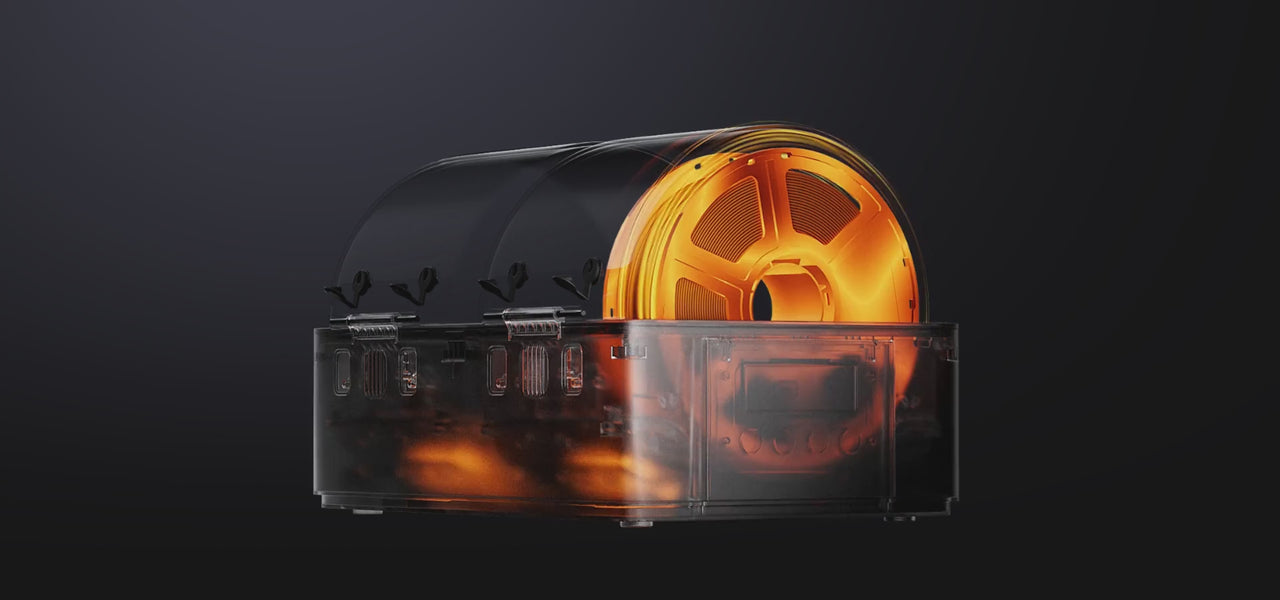 Surrounding airflow ensures even and consistent drying across the entire filament spool.